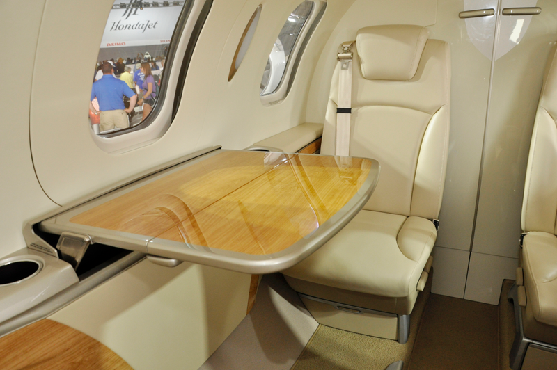 Illustration for article titled The HondaJet Is Also Beautiful On The Inside